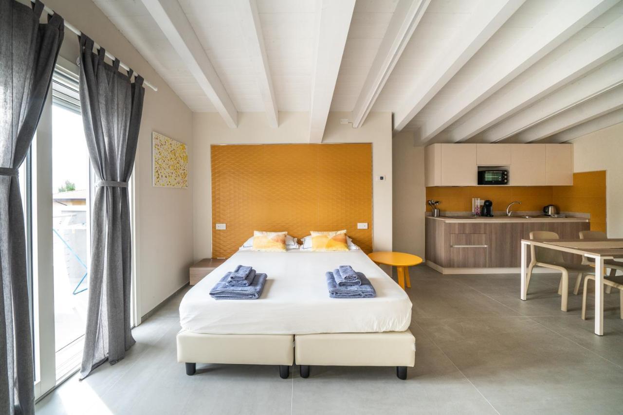 A Casa Di Sabina Hotel Desenzano del Garda Exterior foto